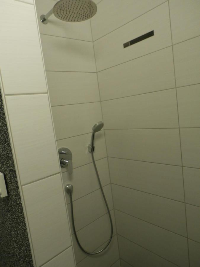 Ferienwohnung Am Seglerhafen Пенемюнде Екстериор снимка