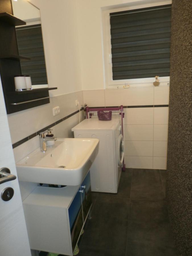 Ferienwohnung Am Seglerhafen Пенемюнде Екстериор снимка