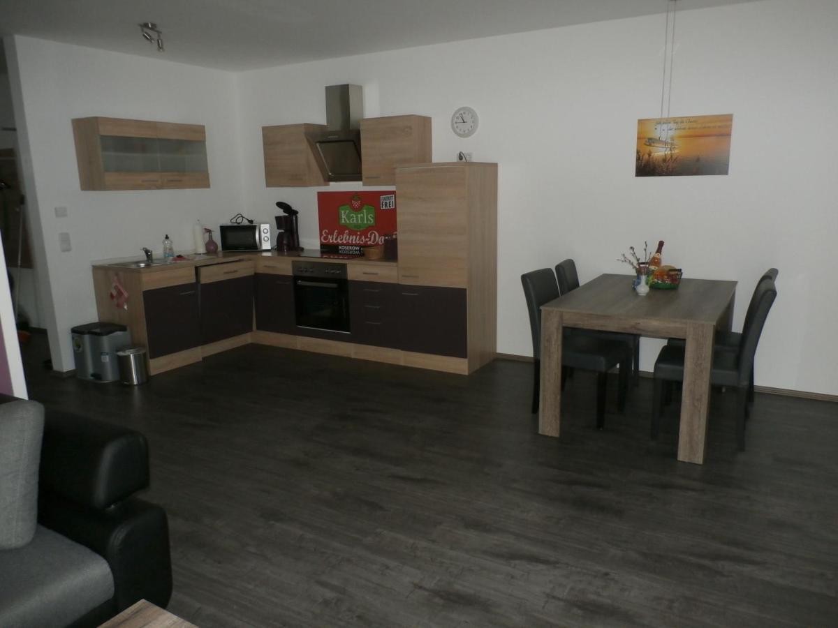 Ferienwohnung Am Seglerhafen Пенемюнде Екстериор снимка